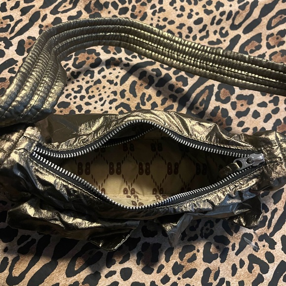 Metallic Gold BAGGU Shoulder Bag - Picture 4 of 4